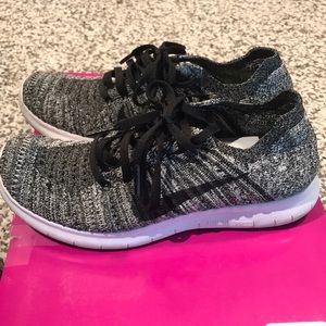Nike Free RN Flyknit